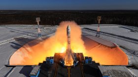 Источник: Евгений Биятов/РИА «Новости» Запуск ракеты ракеты-носителя «Союз-2.1а» со спутниками на борту с космодрома «Восточный» в Амурской области, 1 февраля 2018 года Источник: Евгений Биятов/РИА «Новости» Запуск ракеты ракеты-носителя «Союз-2.1а» со спутниками на борту с космодрома «Восточный» в Амурской области, 1 февраля 2018 года